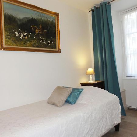 Logis Manoir De La Giraudiere Beaumont-en-Véron Eksteriør billede