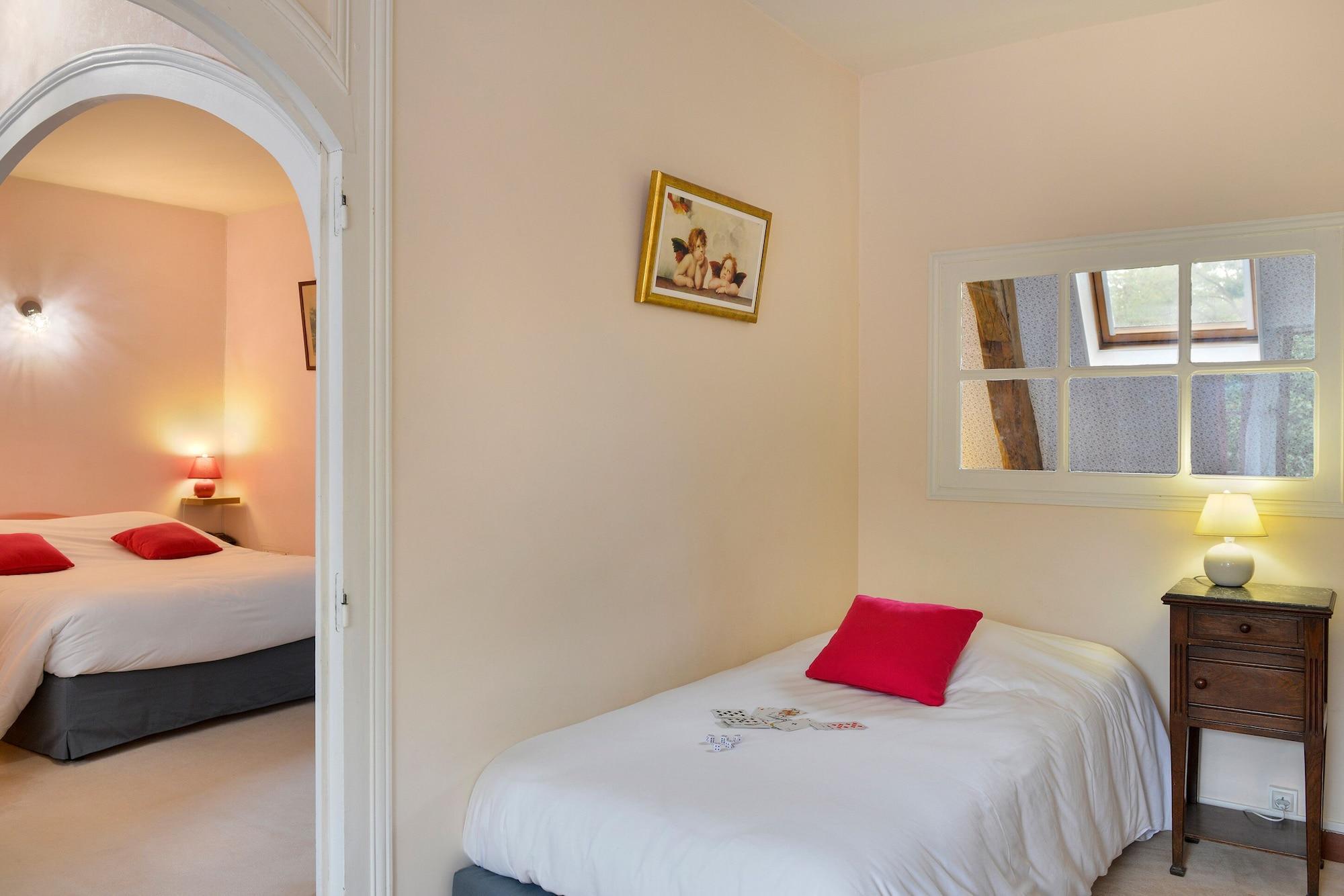 Logis Manoir De La Giraudiere Beaumont-en-Véron Eksteriør billede