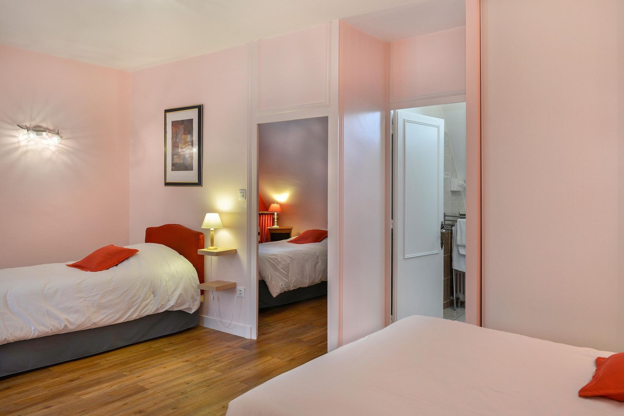 Logis Manoir De La Giraudiere Beaumont-en-Véron Eksteriør billede